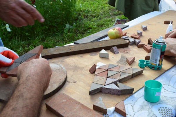 Պատրաստեք Ձեր հուշանվերը հայկական «Տուֆ» քարից