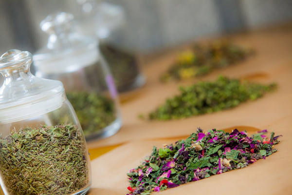 Էքսկուրսիա Ցլիկ Ամրամի ամրոց և թեյի համտես - Դարման թեյ