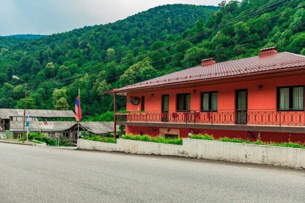 Արիանա ընտանեկան հյուրանոց