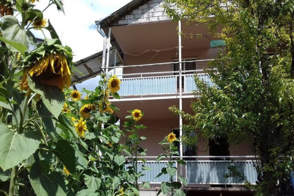 B&amp;B Colorful Dilijan հյուրատուն