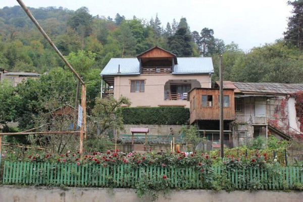 Վերոնիկա հյուրատուն